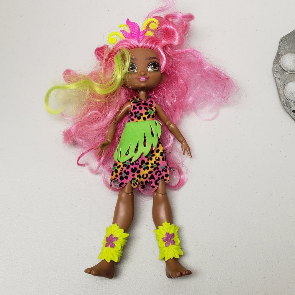 Cave Club Doll Fernessa